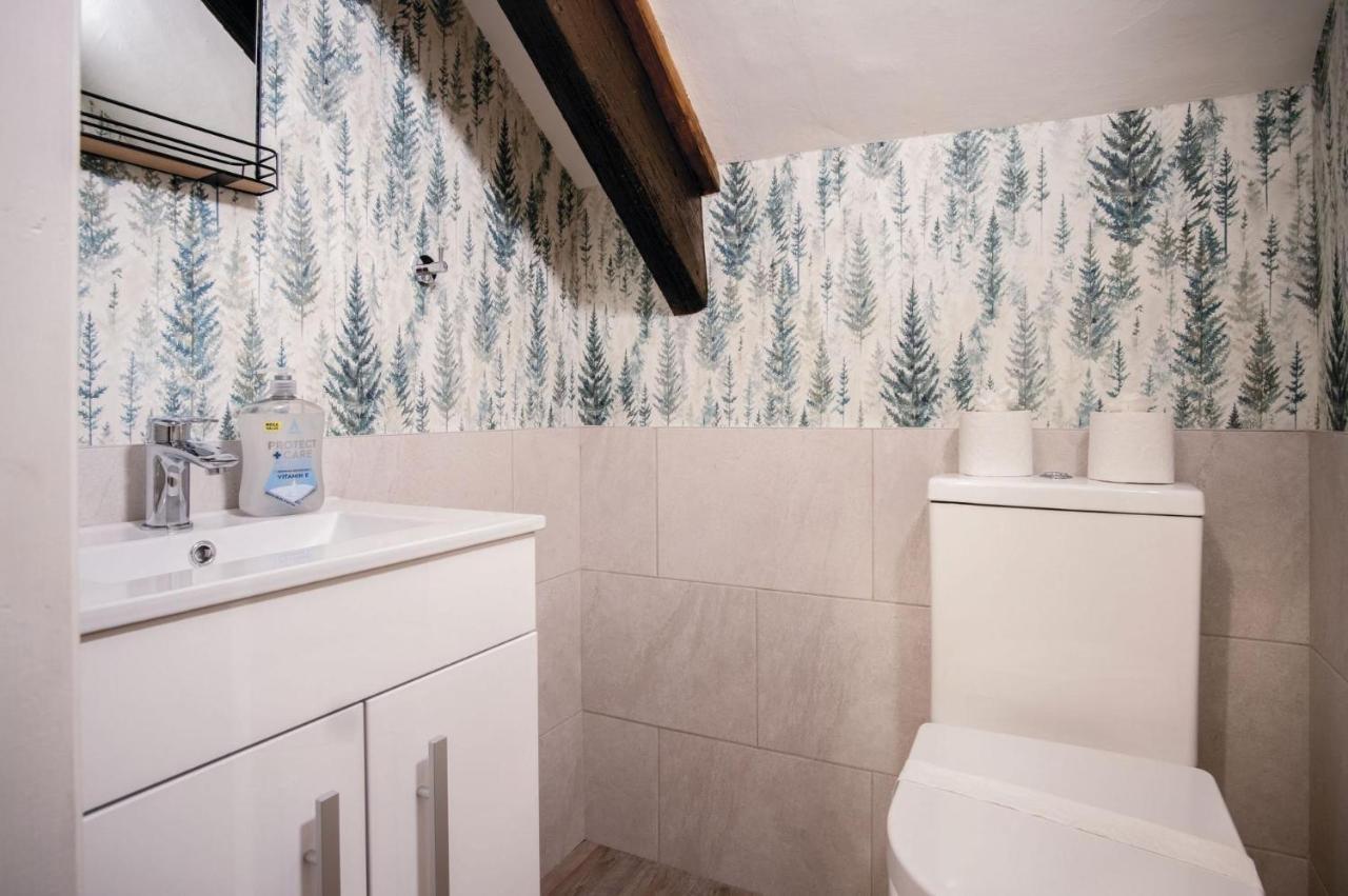 The Lodge - 2 Bedroom Cottage - Princes Gate Ludchurch Exteriör bild